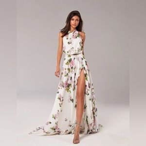Milla gown Mock neck sleeveless evening dress with delicate pastel floral print